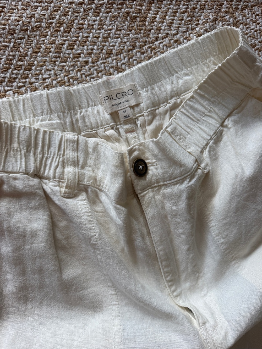 Pilcro Linen Stretch Waist Cargo Pant - Picture 2 of 3